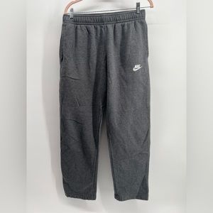 Nike Gray Chunky Sweats Size Medium Straight Leg Comfy Oversized